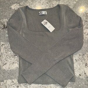 NWT Hollister Heather Gray Knit Top
